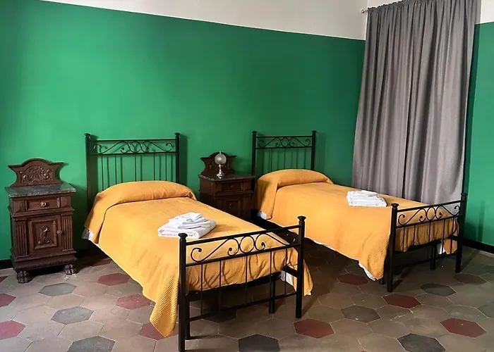 House, Piazza Castello Apartment
