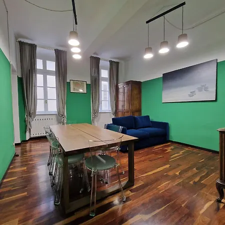 Appartamento House, Piazza Castello