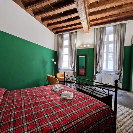 House, Piazza Castello *