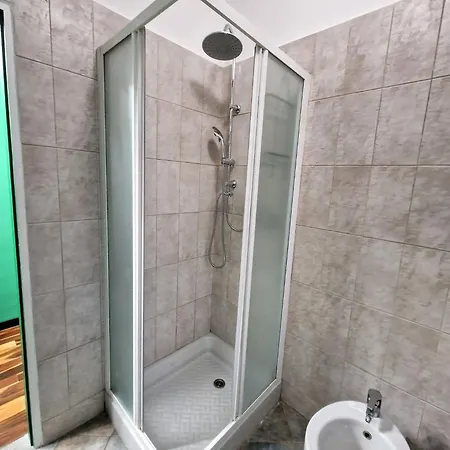 House, Piazza Castello